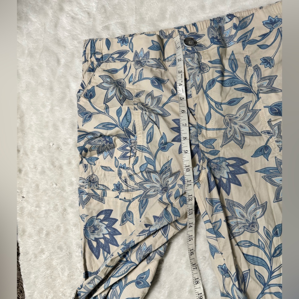 NWT- DEMOCRACY Floral Print Wide-Leg cropped Pants - Picture 14 of 15